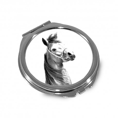 Kieszonkowe lusterko z wizerunkiem konia.