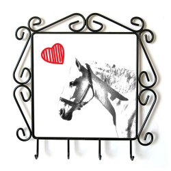Spanish-Norman horse- Percha para ropa con la imagen de caballo. Caballo con el corazón