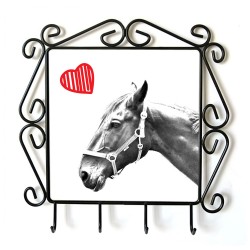 Hanoverian - Percha para ropa con la imagen de caballo. Caballo con el corazón
