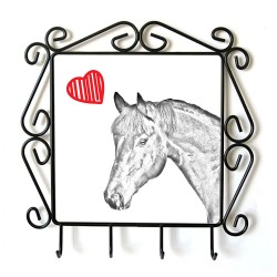 Caballo castaño- Percha para ropa con la imagen de caballo. Caballo con el corazón