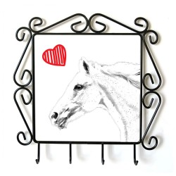 Warmblood Checa- ruccia per abiti con l’immagine di un cavallo. Collezione. Cavallo con cuore