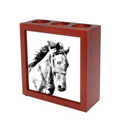 Mustang , holzständer für Kerzen/ Kugelschreiber mit dem Bild des Pferde