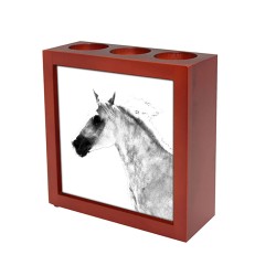 Barb horse- portacandele/portapenne di legno con l’immagine di un cavallo