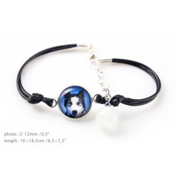 Siberian Husky. Bracelet for people who love dogs. Photojewelry. Handmade.