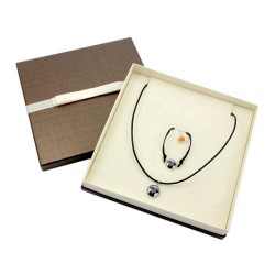 Dobermann uncropped. Jewelry with box for people who love dogs. Bracelet and necklace. Photojewelry.