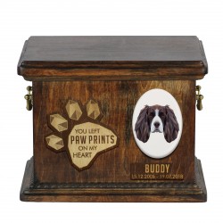 Urn for dog ashes with ceramic plate and sentence - Geometric English Springer Spaniel