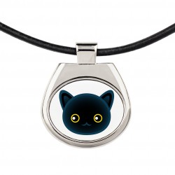 Un collar con un gato de Bengala. Una nueva colección con el lindo gato Art-Dog