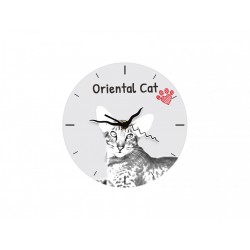 Stojący zegar z MDF z wizerunkiem kota.