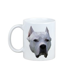 Disfrutando de una taza con mi perrito Dogo argentino - una taza con un perro geométrico