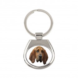 Key pendant with a Bloodhound dog. A new collection with the geometric dog