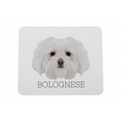 Un mouse pad con un cane Bolognese. Una nuova collezione con il cane geometrico