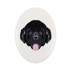Una lapide in ceramica con un cane Terranova. Cane geometrico