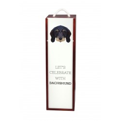 Perro salchicha wirehaired- Caja de vino con una imagen de perro.
