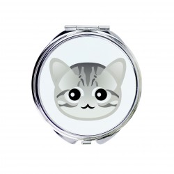 Uno specchio tascabile con un gatto del American shorthair. Una nuova collezione con il simpatico gatto Art-Dog