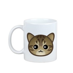 Disfrutando de una taza con mi gato Dragon Li - una taza con un lindo gato