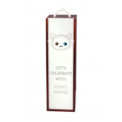 Festeggiamo con il Khao Manee. Una scatola di vino con il simpatico gatto Art-Dog