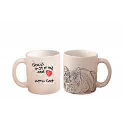 Korat - kubek z wizerunkiem kota i napisem "Good morning and love...". Wysokiej jakości kubek ceramiczny.